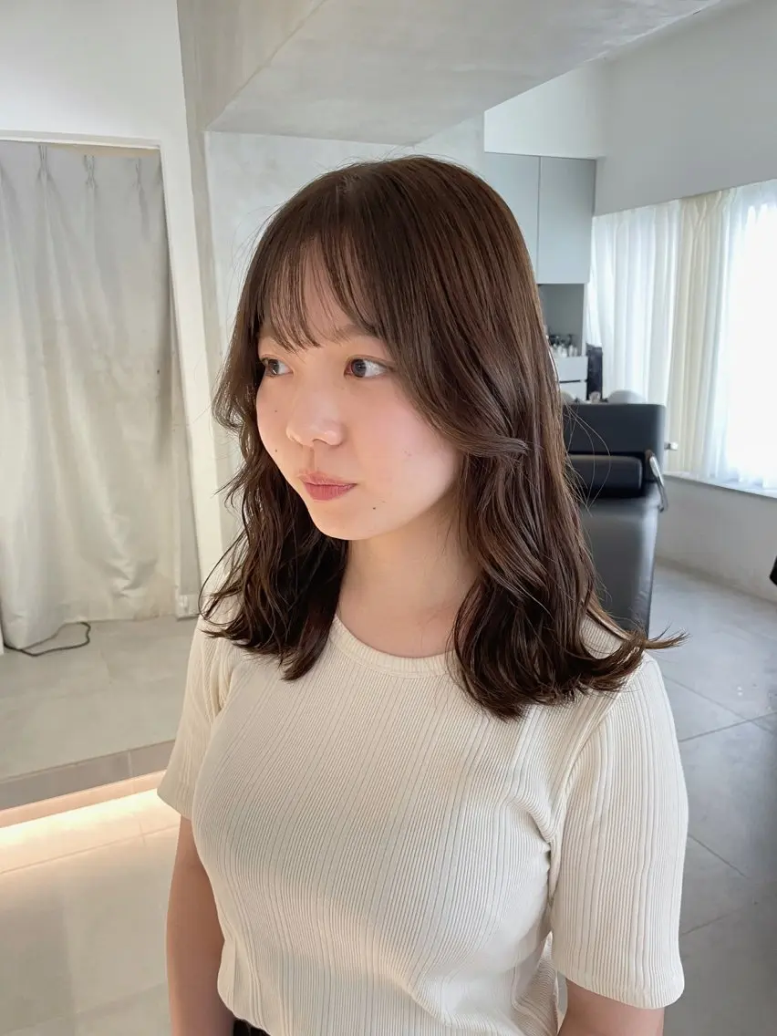 セミロング カラー 🪞透け感&韓国ヘア 🪞honokaのヘアスタイル