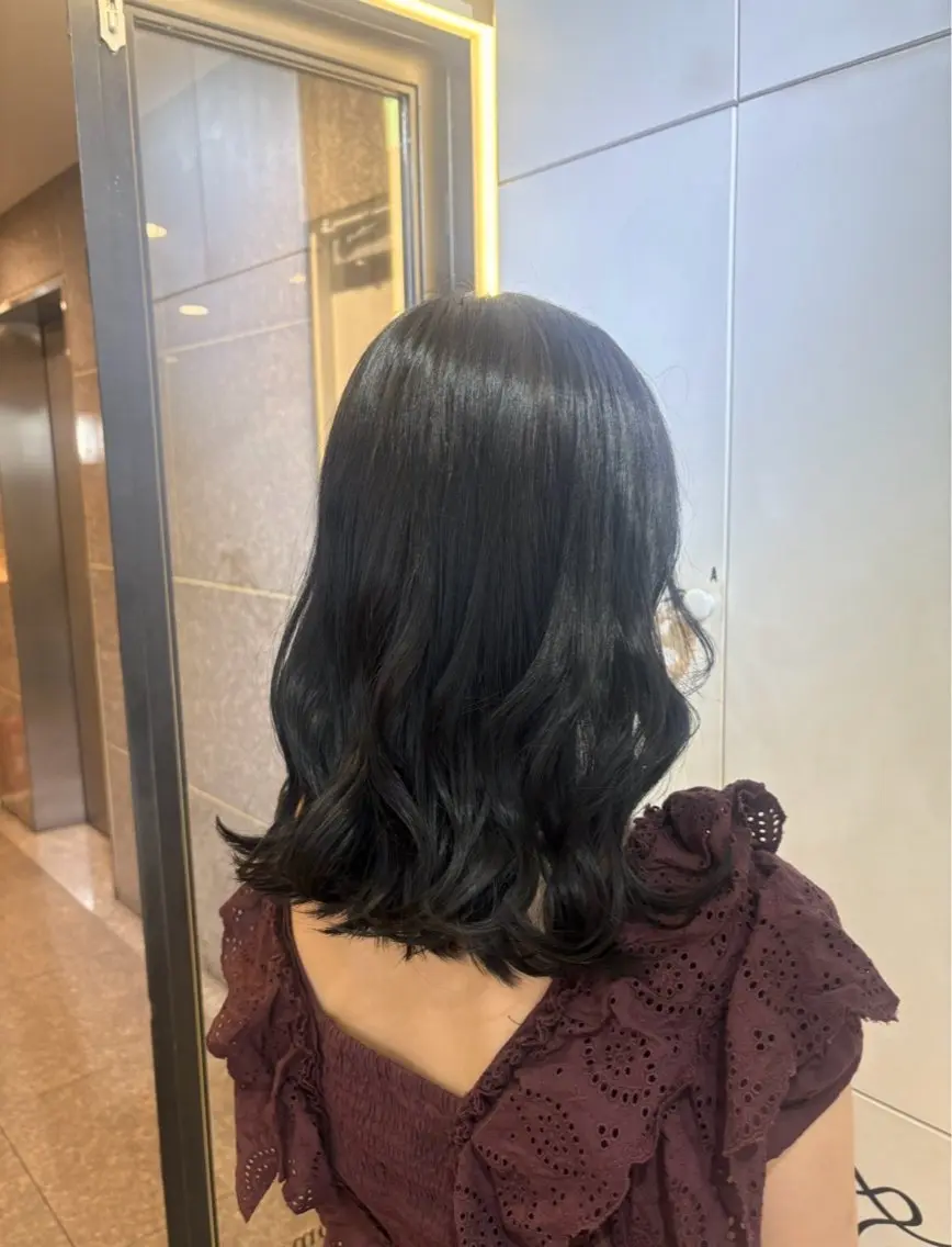 ミディアム カラー グレージュ ao 🎀 梅田美容室のヘアスタイル