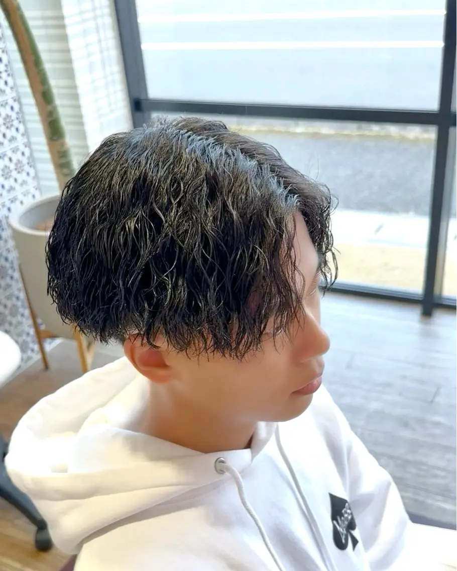 パーマ メンズ センターパート カット パーマ ヘッドスパ ☆★メンズ特化★☆ 川地由麿のヘアスタイル