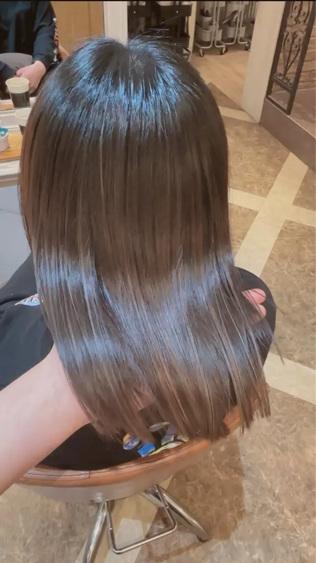 ミディアム 縮毛矯正 岸 風花のヘアスタイル