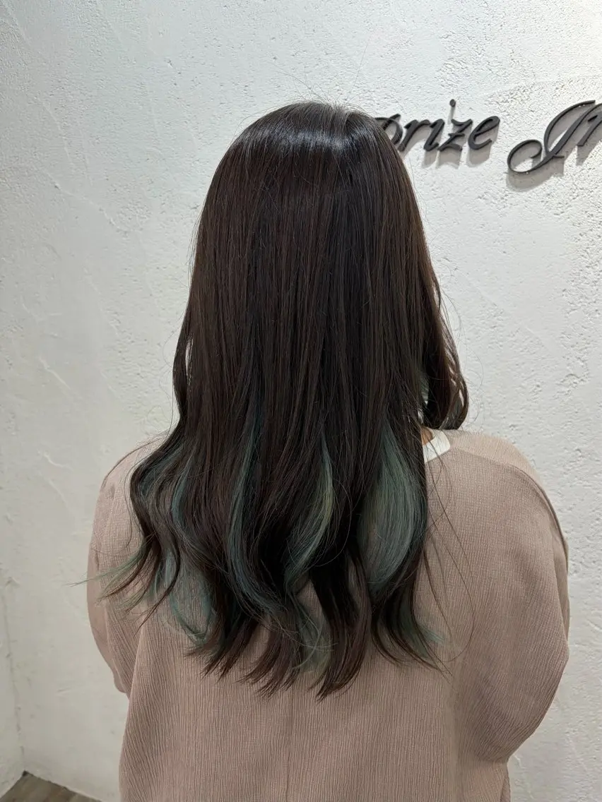 ロング カラー ブリーチ グラデーションカラー ハイライトカラー ハイトーンカラー インナーカラー カット ヘアカラー トリートメント 韓国レイヤー🦋 ブリーチtomokoのヘアスタイル