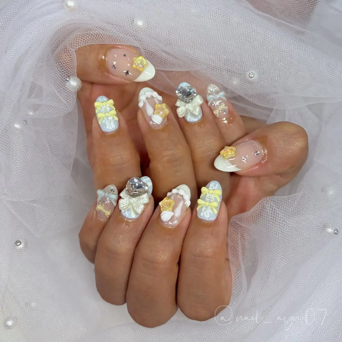 ネイル Yveil  横浜店 Ayanaのネイルデザイン