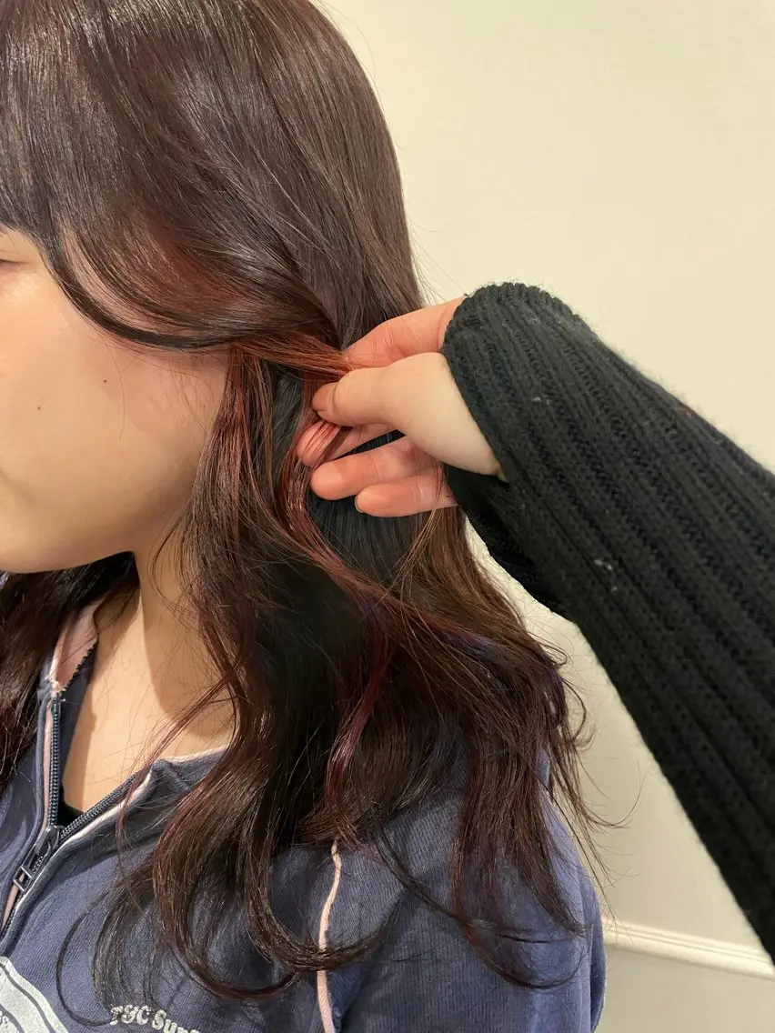 セミロング カラー ブリーチ インナーカラー rin🩰ハイトーン /レディースパーマのヘアスタイル