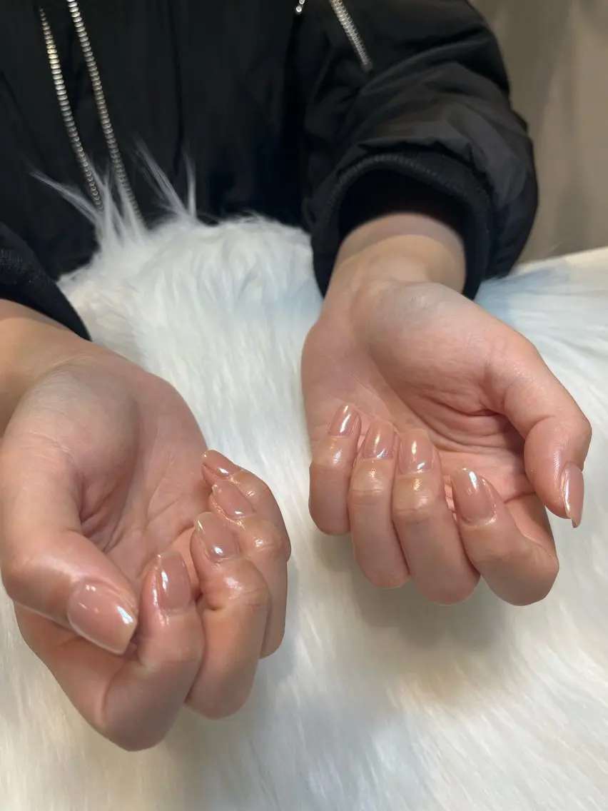 ネイル ミラーネイル ワンカラーネイル KOKONA 🎀のネイルデザイン