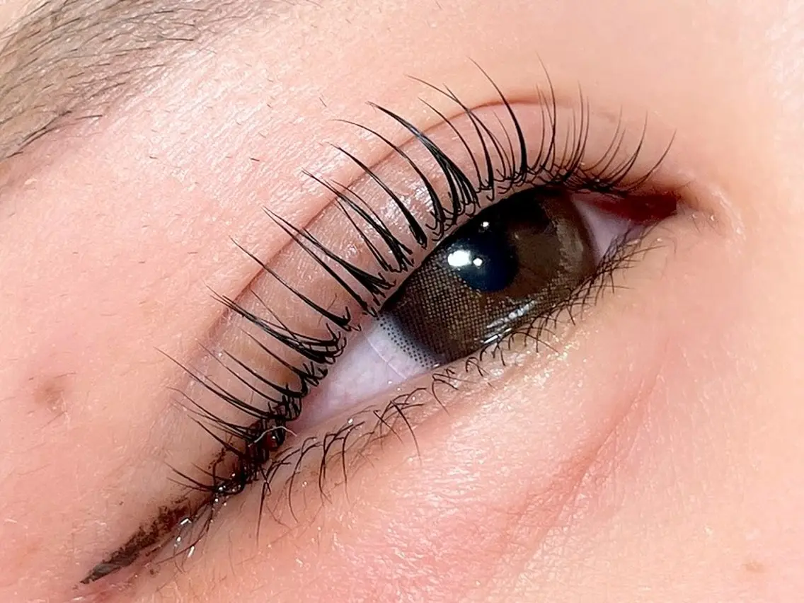 マツエク・マツパ パリジェンヌラッシュリフト マツパ rina eye&nailのマツエク・マツパデザイン