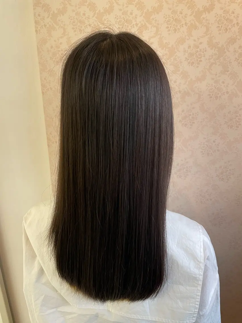 ロング ヒヨシ ルナのヘアスタイル