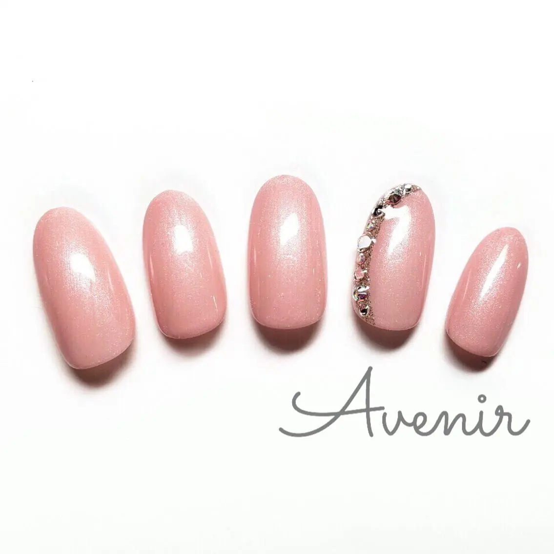ネイル Avenir 表参道 nail&eye予約のネイルデザイン