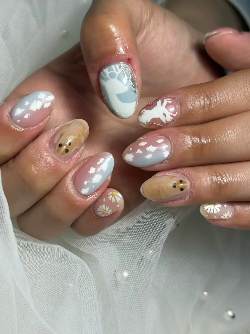 ネイル ハンドネイル フットネイル ✴︎ Delightのネイルデザイン