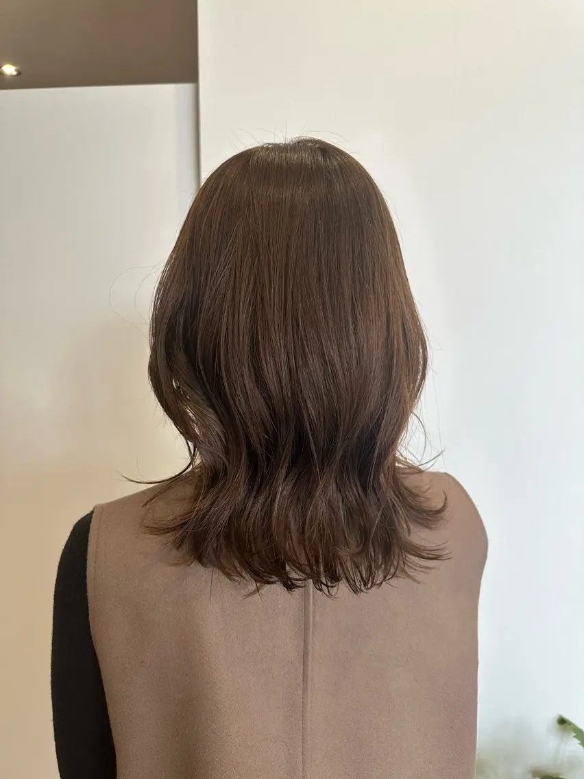 《定番》カット＋ワンカラー（ブリーチなし）＋oggiottoトリートメントライトコースの写真