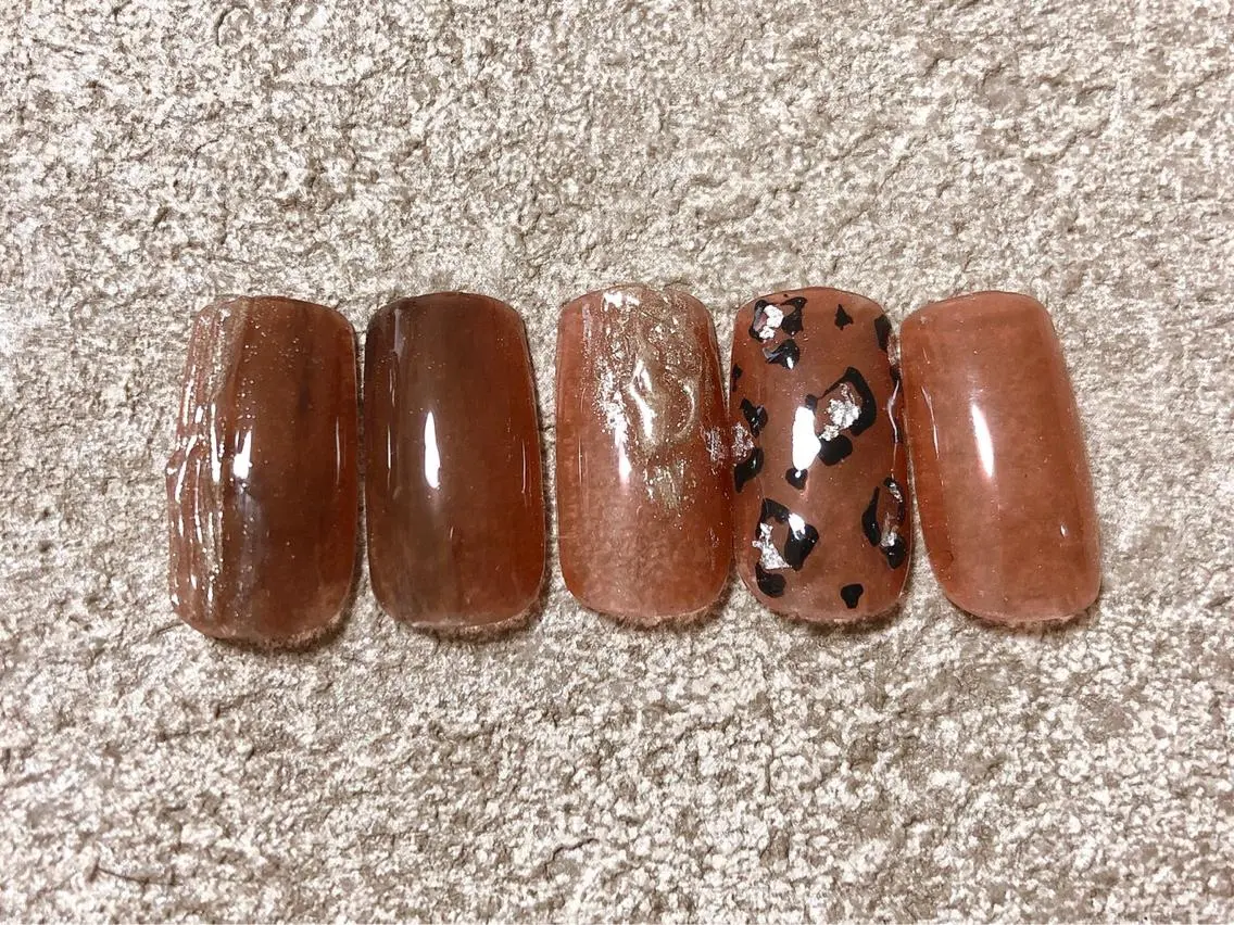ネイル mogunail &blowのネイルデザイン