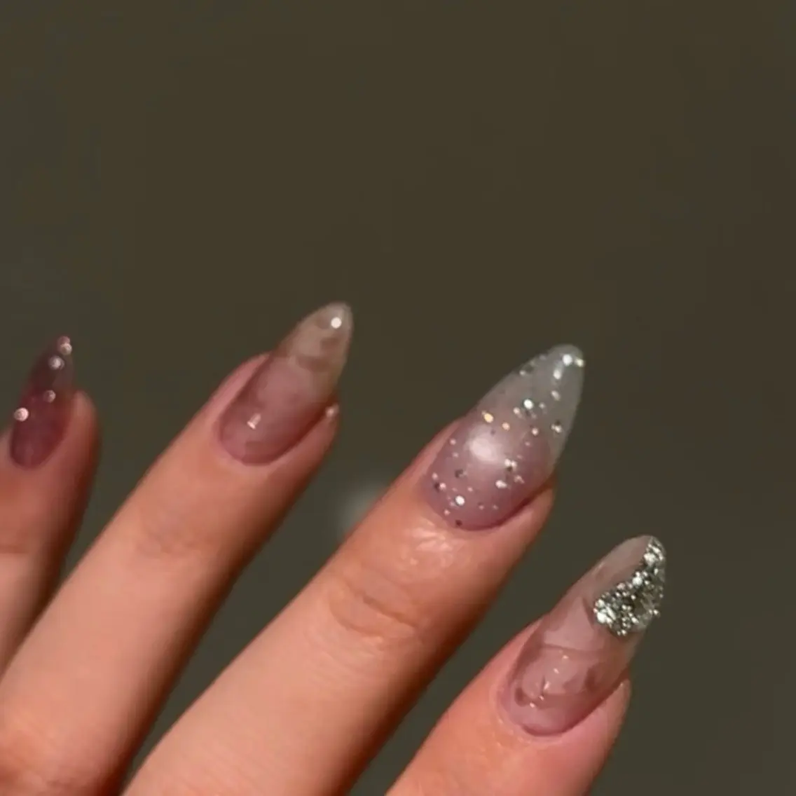 ネイル キラキラネイル ハンドネイル lead nail sayakaのネイルデザイン