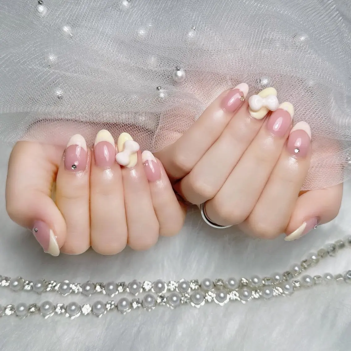 ネイル アートネイル ジェルネイル 韓国ネイル ニュアンスネイル ハンドネイル Luna Nail.Novaのネイルデザイン