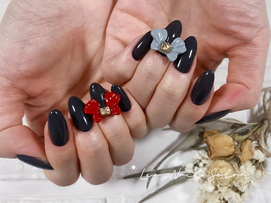 ショート カラー ネイル Le’a NailSalonのネイルデザイン