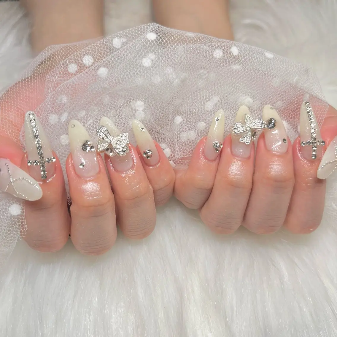 ネイル ハンドネイル Miki 本町駅｜💅‎🤍のネイルデザイン