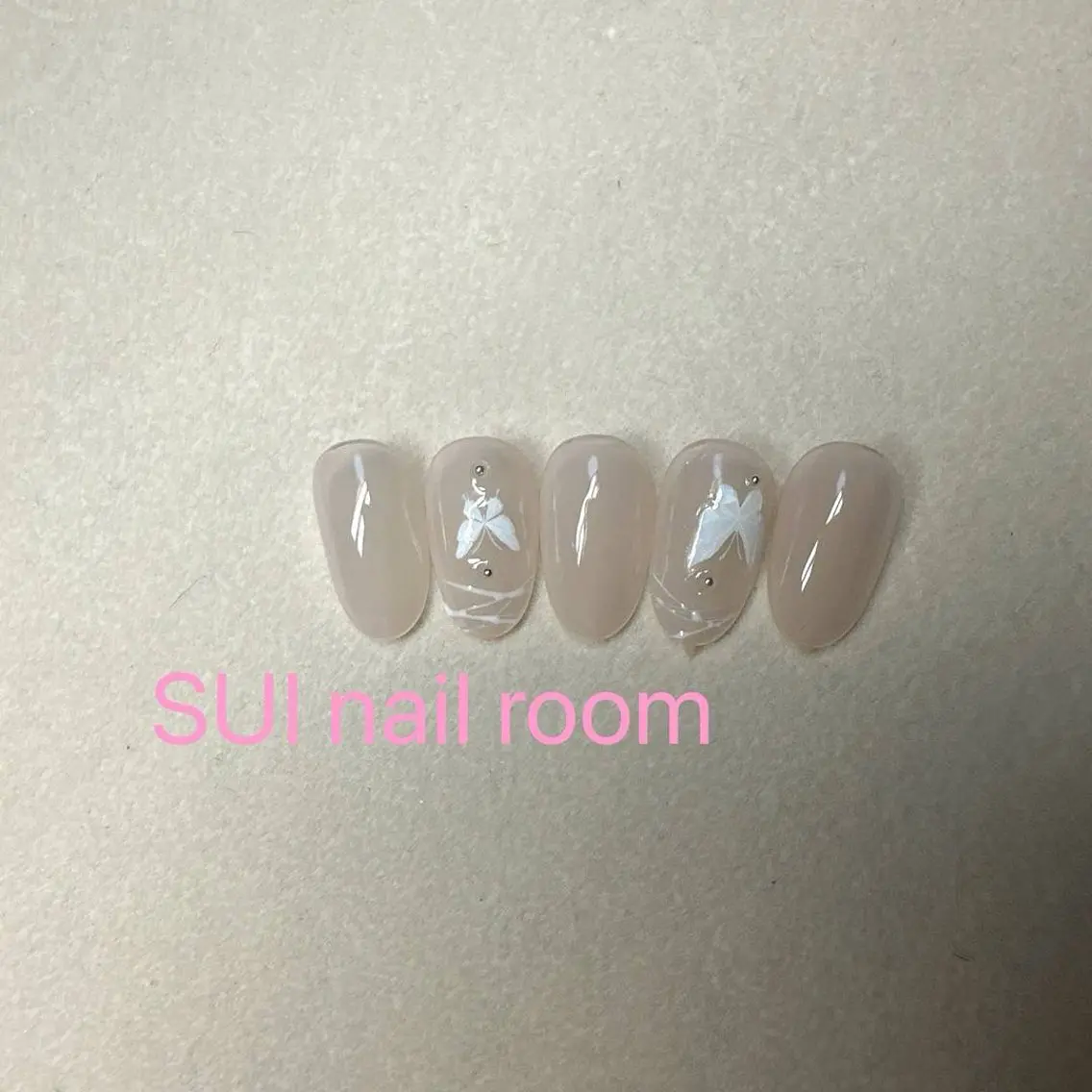 ネイル ハンドネイル SUI Nail Roomのネイルデザイン