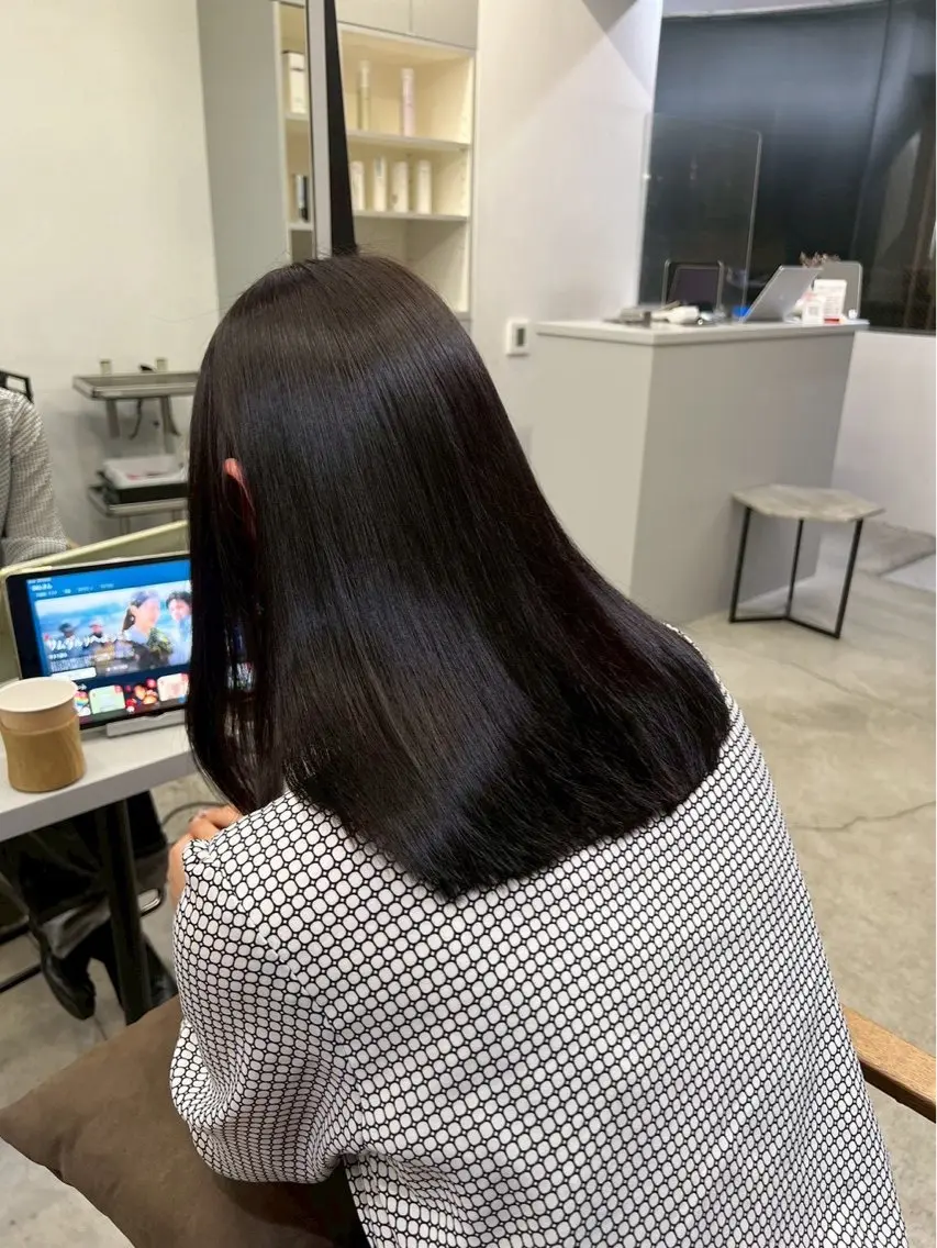 ロング パーマ 縮毛矯正 🍒モテ暖色カラー × うる艶✧ ゆなのヘアスタイル