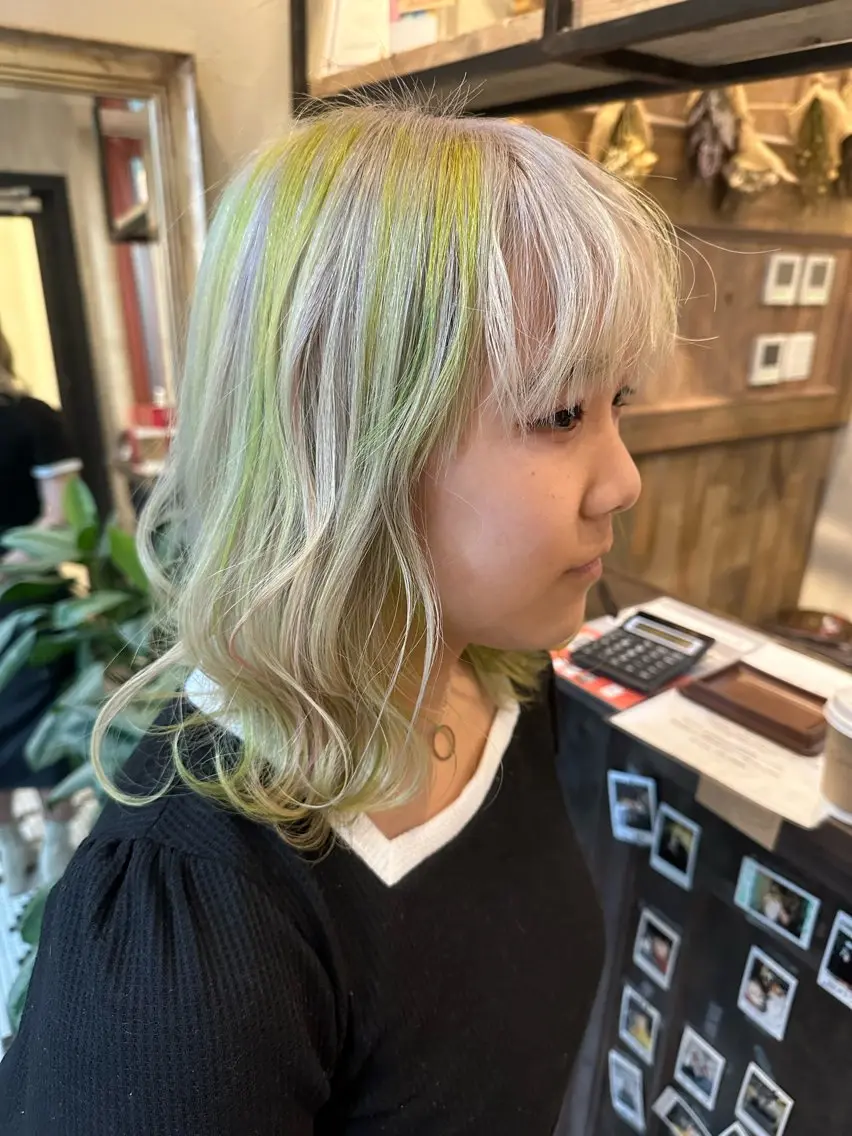 ミディアム カラー ヘアカラー トリートメント Lantana 前野心結のヘアスタイル