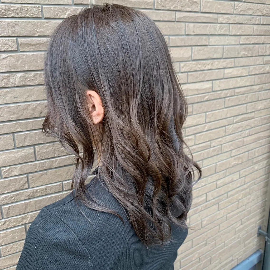 セミロング カラー ブリーチ グラデーションカラー ブリーチなしカラー 清水 亮太/赤み消しカラーのヘアスタイル