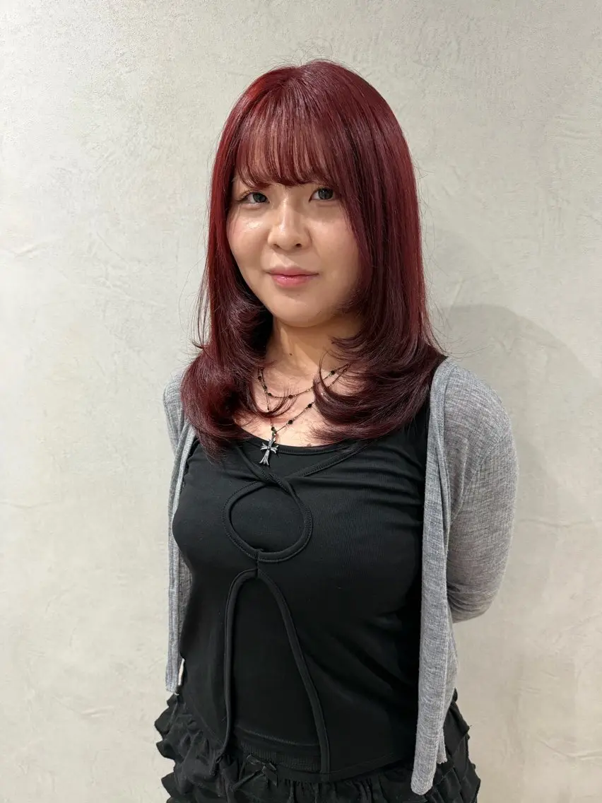 セミロング hirano harukaのヘアスタイル
