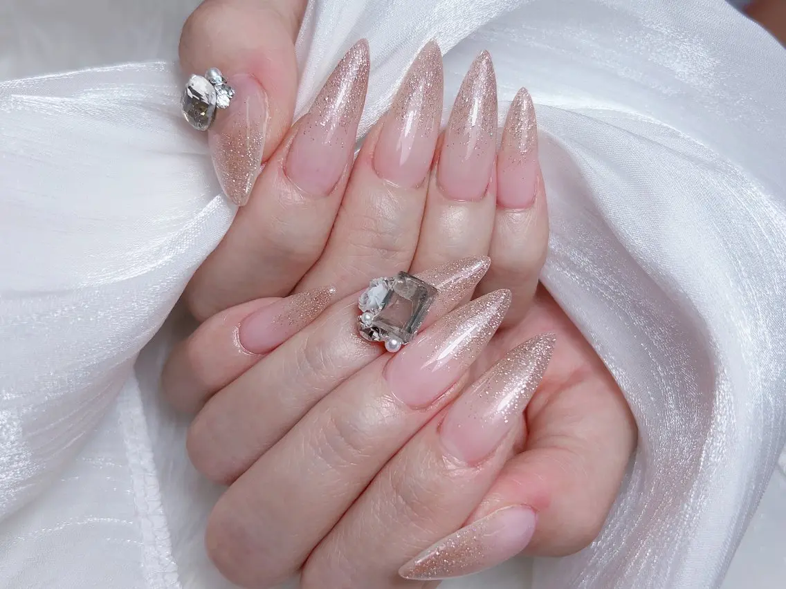 ネイル ハンドネイル M🌷nail 長さだし専門店のネイルデザイン