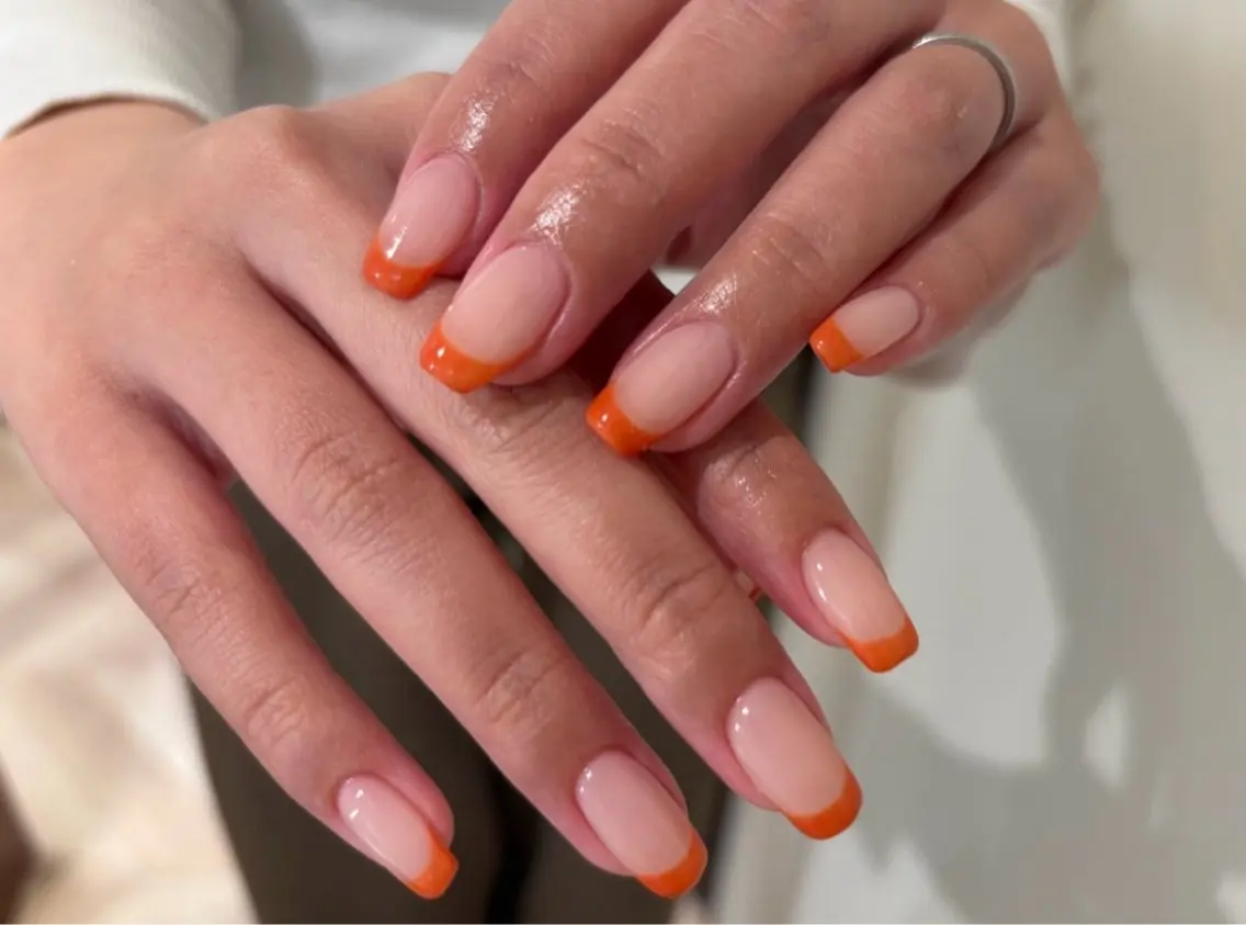 カラーベースフレンチorカラーベースグラデーション(オフあり)💅💛の写真
