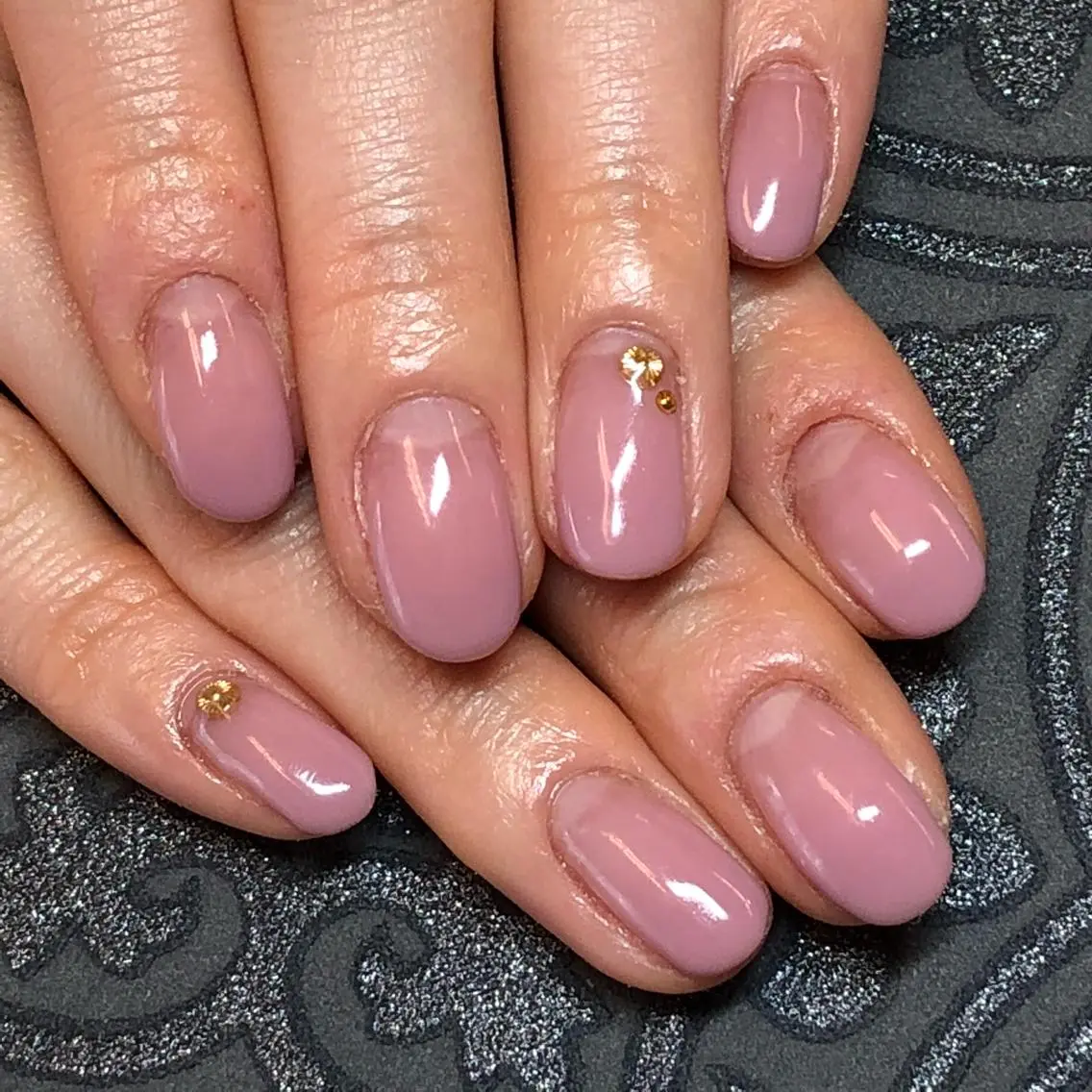 ネイル アートネイル グラデーション ストーンネイル KIREIE NAILSのネイルデザイン