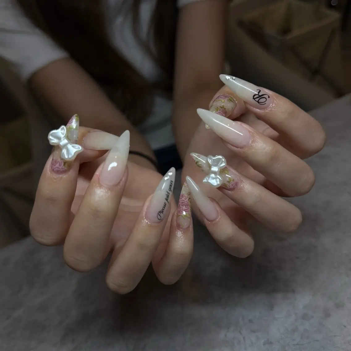 ネイル リボン ハンドネイル IROHA NAIL 北村菜帆のネイルデザイン