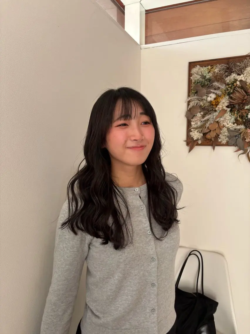 ロング 顔周りカット カット 髙木 藍紗のヘアスタイル
