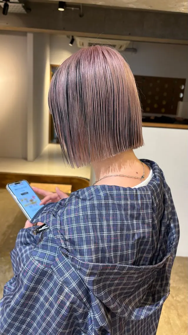 ショート カラー デザインカラー パ ルのヘアスタイル