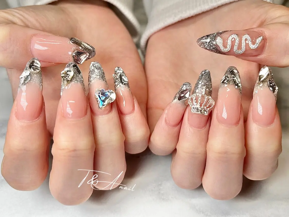 ネイル 長さ出し フレンチネイル ジェルネイル ガラスフレンチ キラキラネイル T&A nailのネイルデザイン
