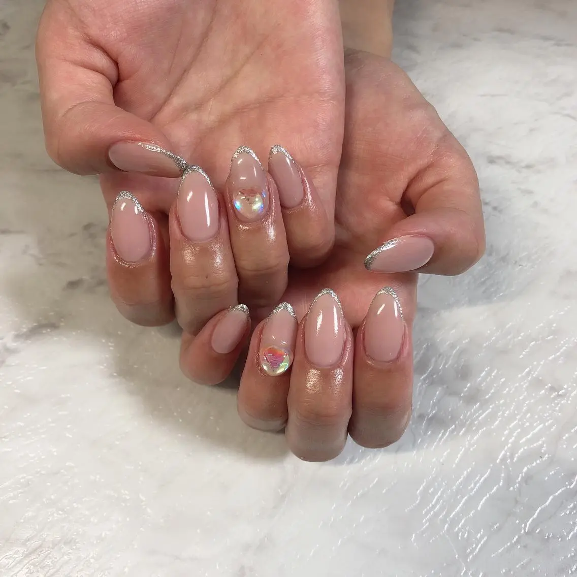 ネイル ハンドネイル 西岡 杏のネイルデザイン