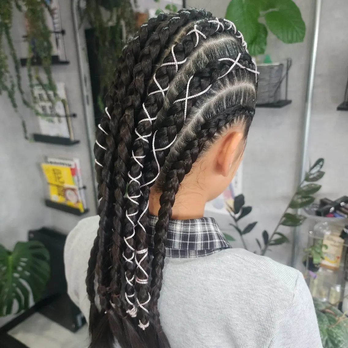 ヘアアレンジ キッズ 成人式 卒業式のヘアスタイル ESTELA... OHARA のヘアスタイル