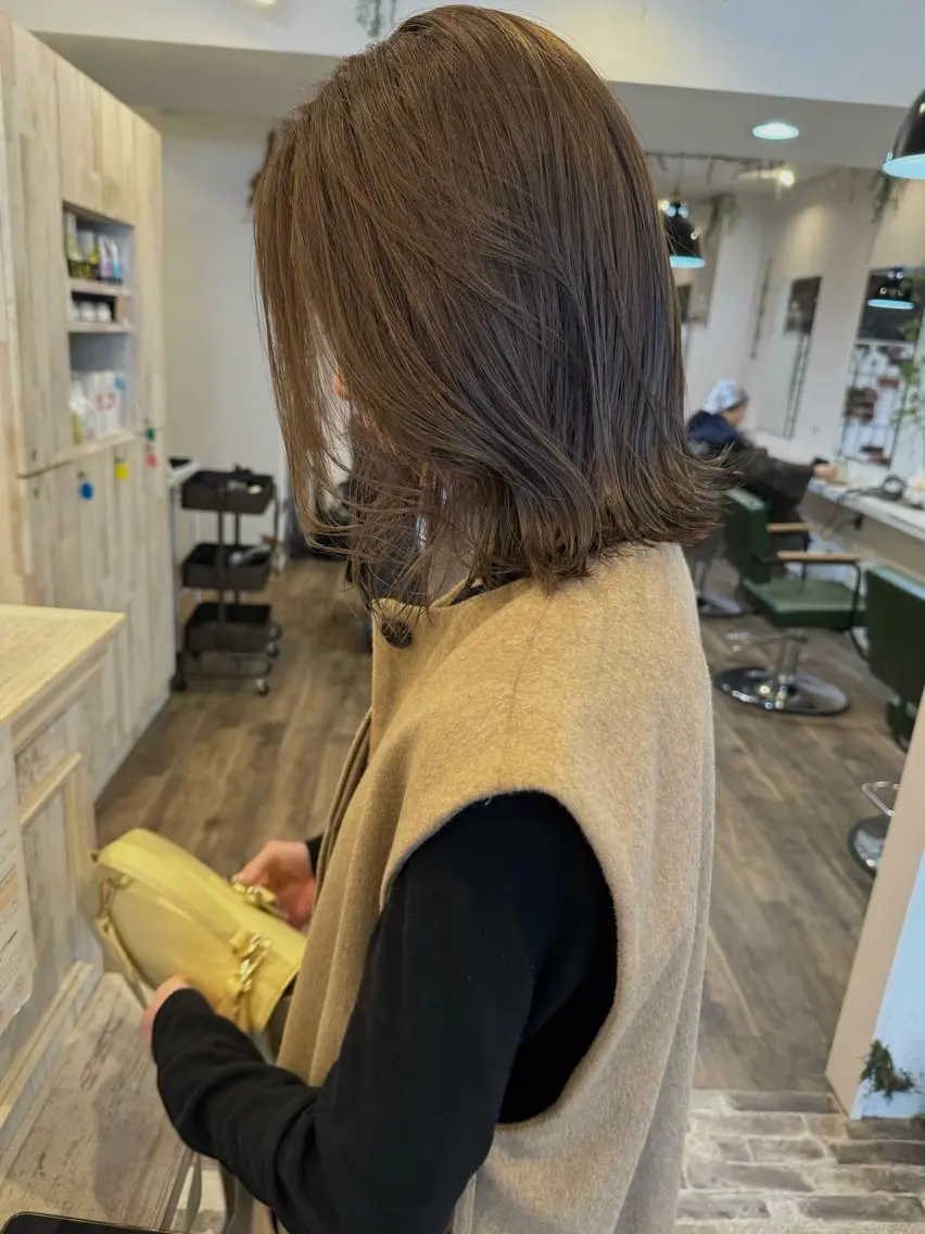 ミディアム カラー ベージュカラー ブリーチ 透明感カラー ミルクティーベージュ ブリーチなしカラー ヘアカラー トリートメント m ā l o.🌷 サカモトマイコのヘアスタイル