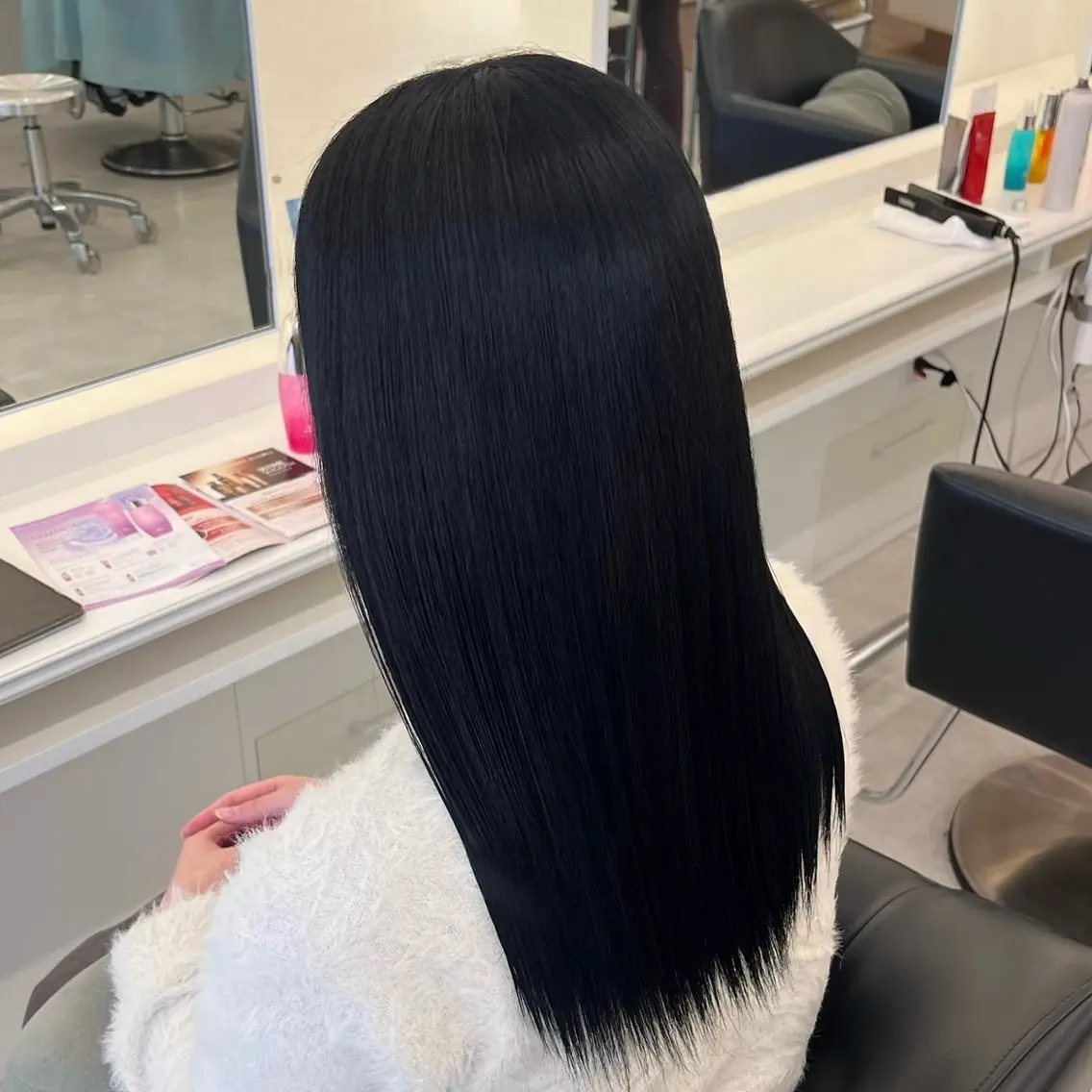 梅雨でもサラツヤ髪キープ🪄✨ 【 縮毛矯正 】+【 メンテナンスカット✂️ 】の写真