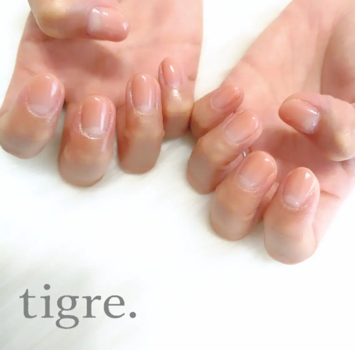 ネイル ハンドネイル tigre .のネイルデザイン