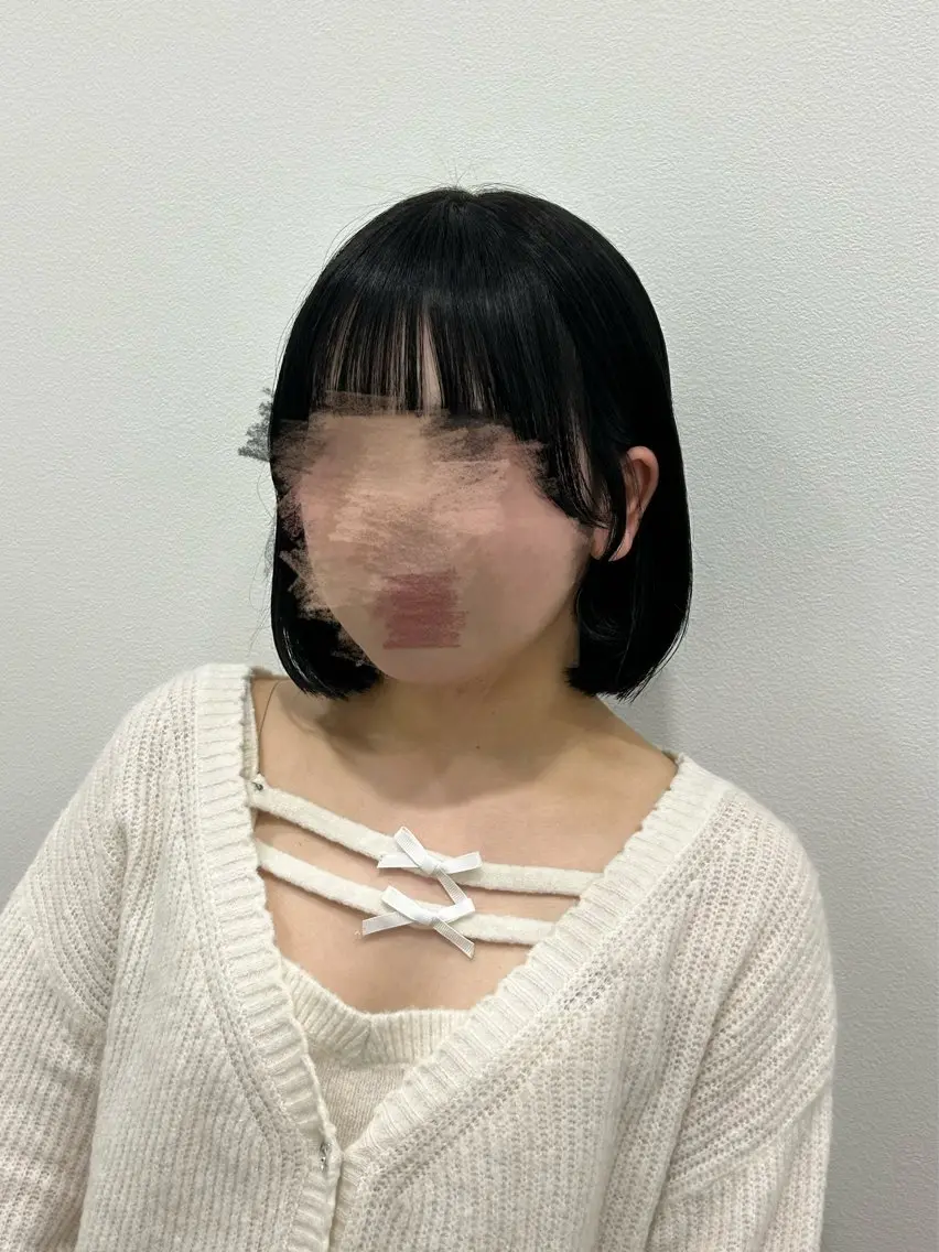 ショート ボブ カット ヘアカラー 新田 妃那のヘアスタイル