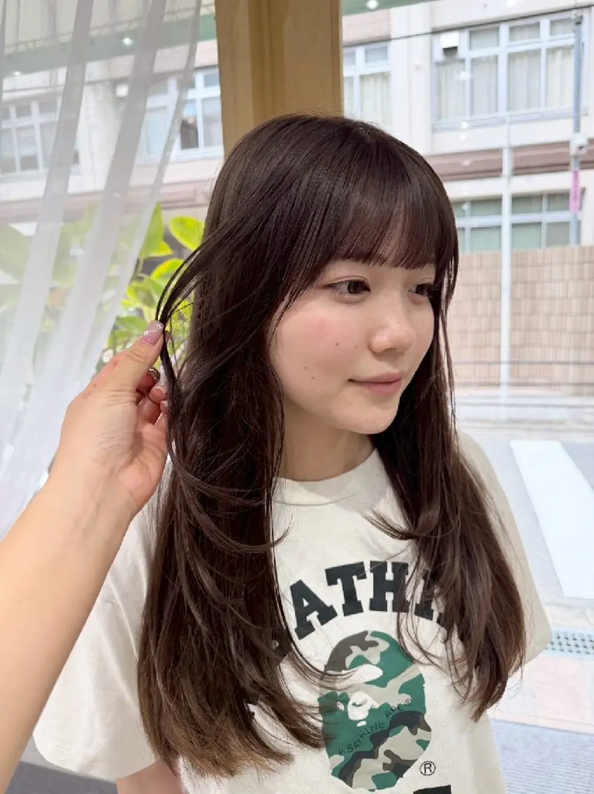 カラー ロング レイヤーカット sanctuary  箕面店のヘアスタイル