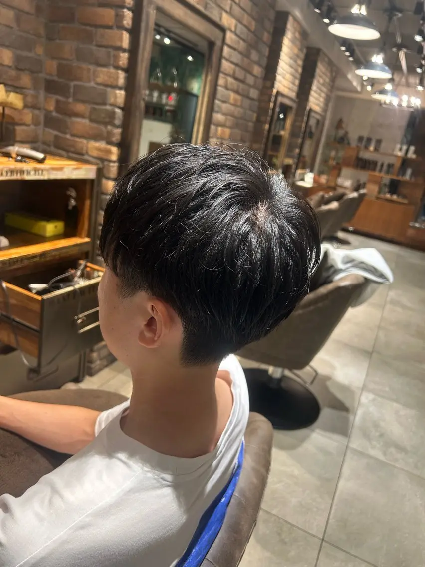 メンズ 寒河江 真希のヘアスタイル