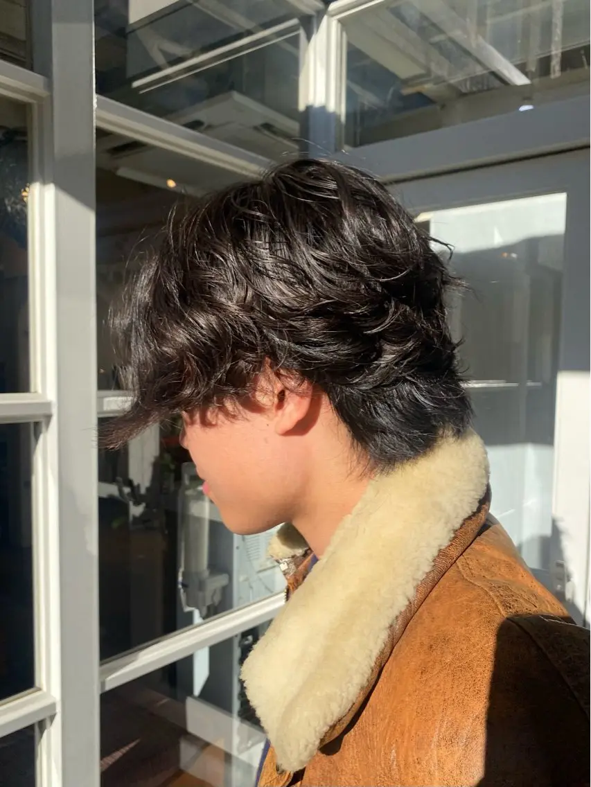 ミディアム パーマ メンズ ミディアムパーマ メンズパーマ ニュアンスパーマ カット パーマ ♤メンズ✖️パーマ♧ 第十 和博のヘアスタイル