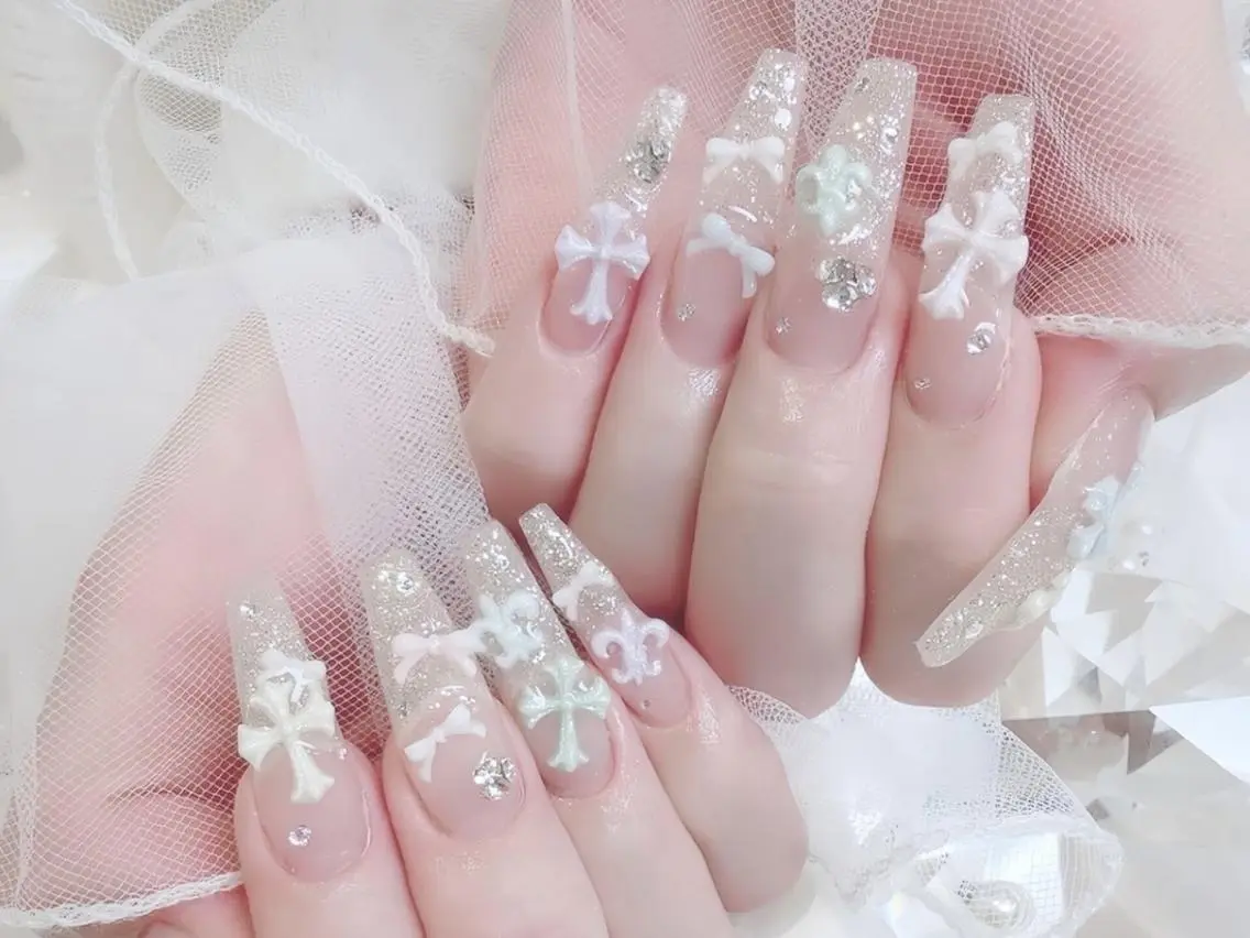 ネイル 韓国ネイル マグネットネイル 持ち込み ニュアンスネイル シンプルネイル ハンドネイル ハンドケア ハイン ネイルのネイルデザイン