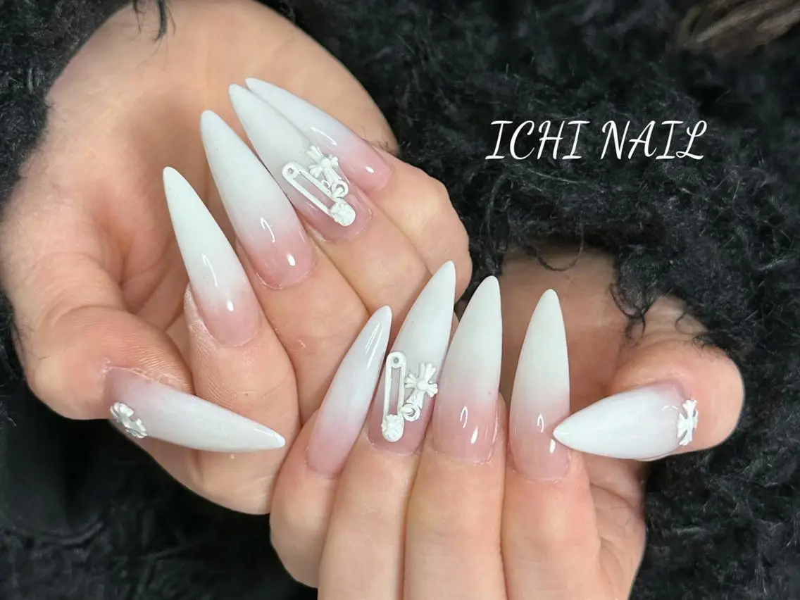 ネイル ハンドネイル 🧚🏻‍♀️ NOHA🎀のネイルデザイン