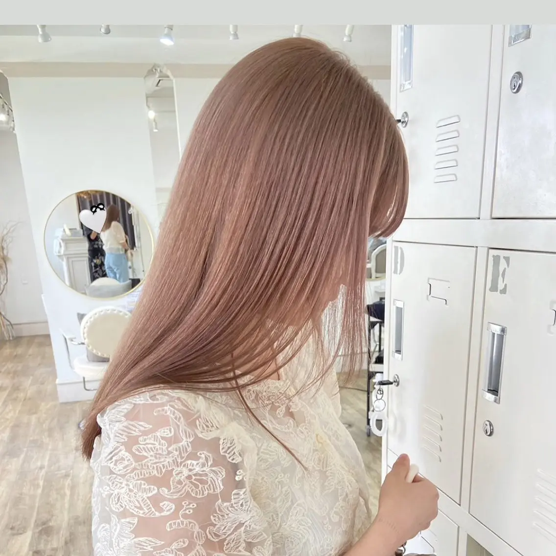 ♡5月限定価格♡🎗傷まないブリーチ剤🎗【Wカラー】ケアブリーチ+イルミナカラー+7種トリートメント🥣🤍の写真