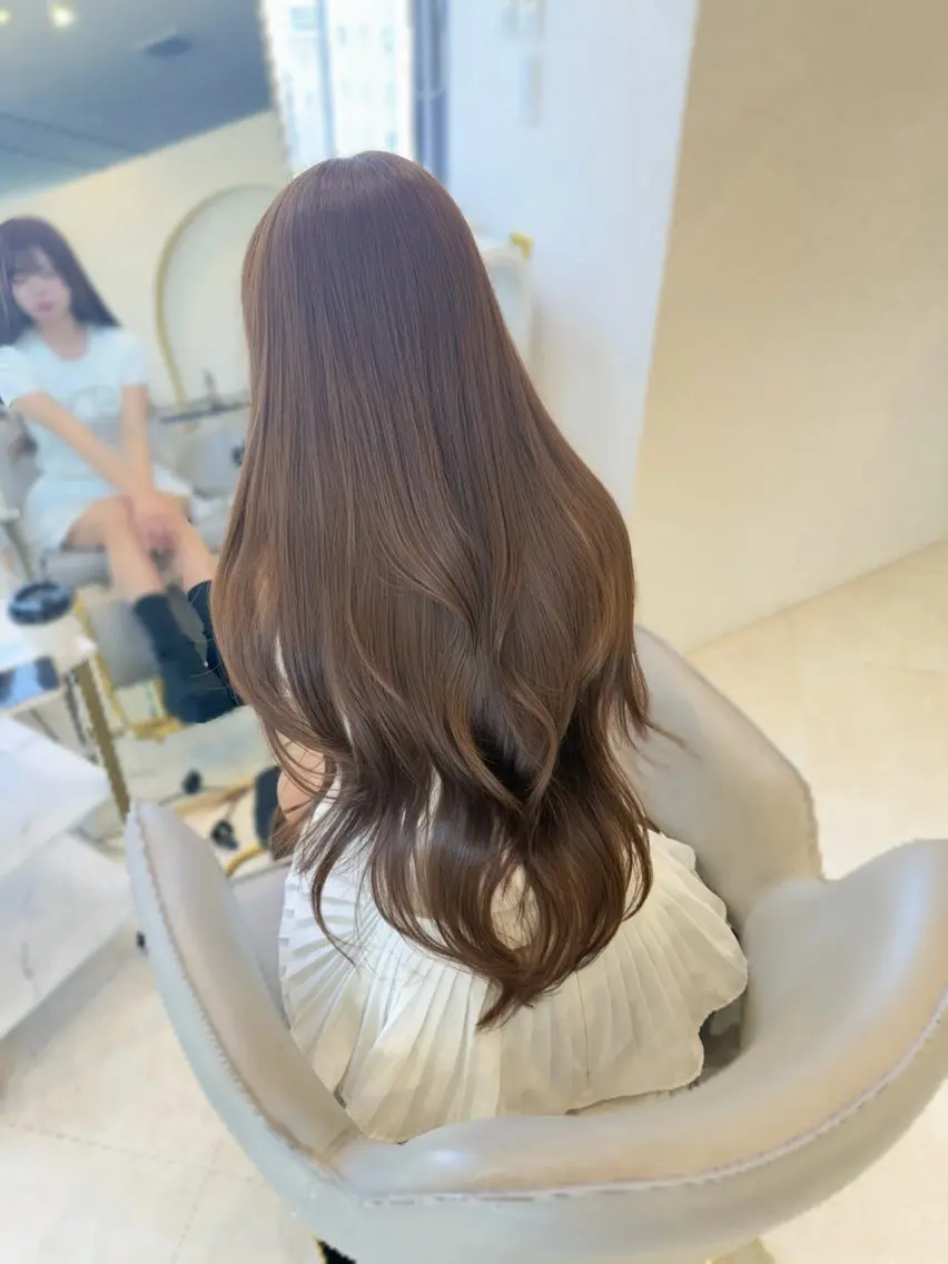 ロング カラー ベージュカラー ブリーチ 透明感カラー ダブルカラー ヘーゼル 梅田/透明感カラー ／レイヤー🤍カンのヘアスタイル