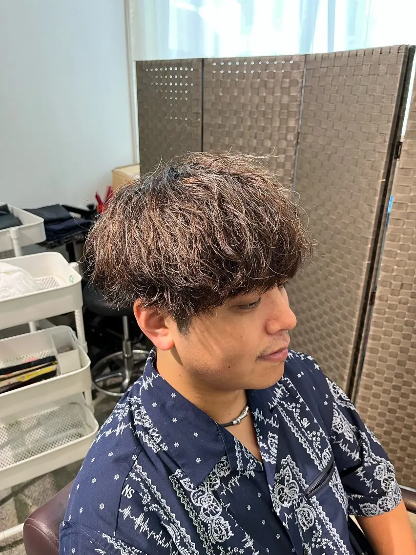 メンズ カット パーマ フェザーパーマ🌙 毛流れ yuzukiのヘアスタイル