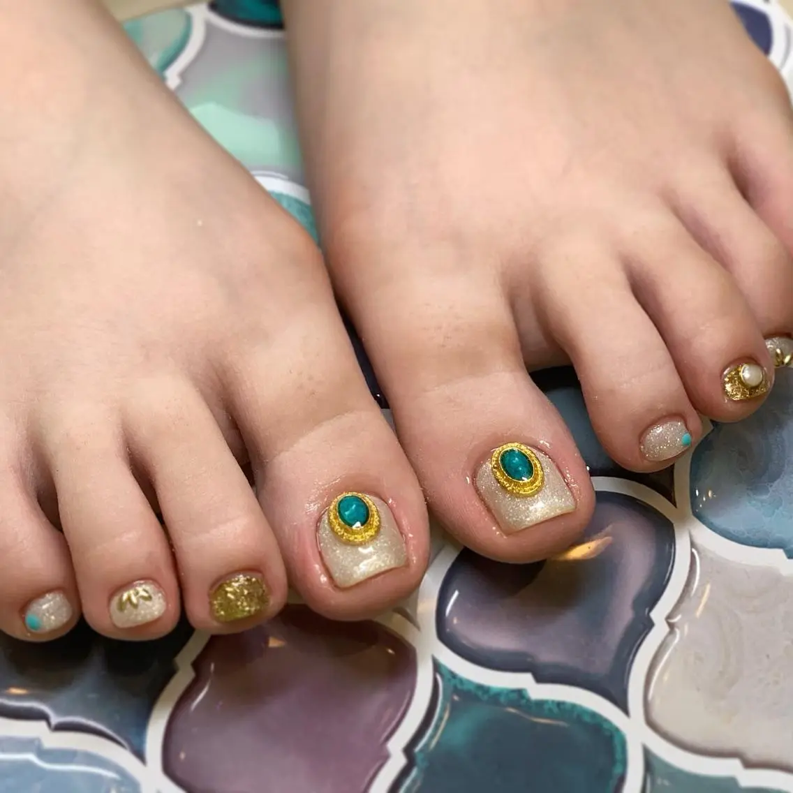 ネイル S. JEWELのネイルデザイン