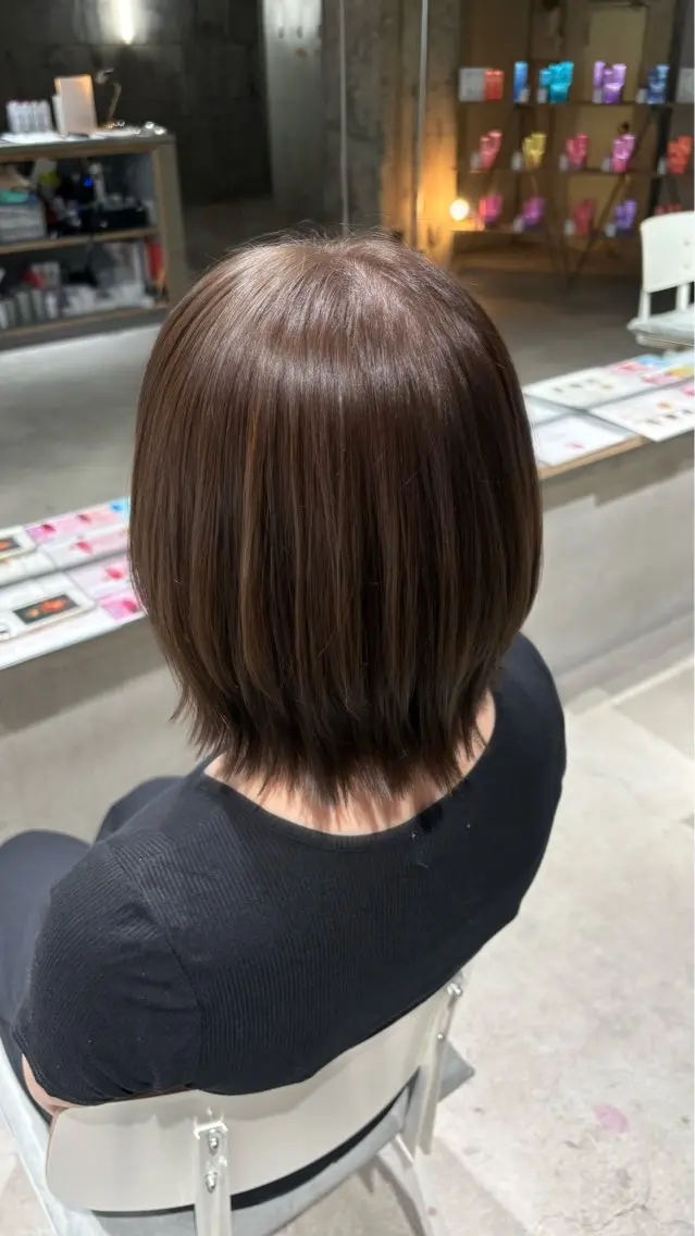 カラー アッシュ ベージュカラー ヘアカラー 安藤 まりのヘアスタイル