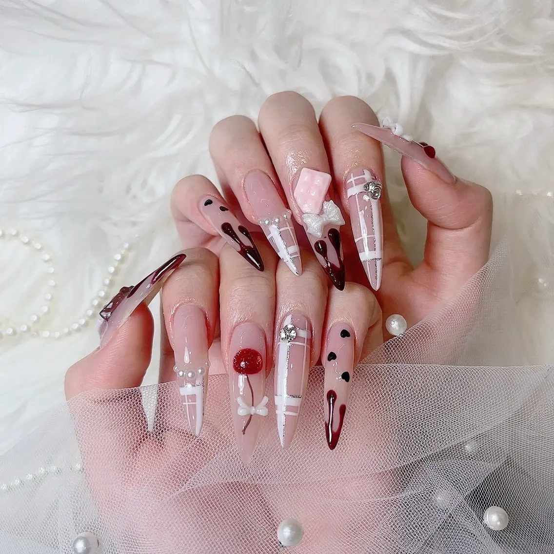 ミディアム ハンドネイル Chiin Nailのネイルデザイン