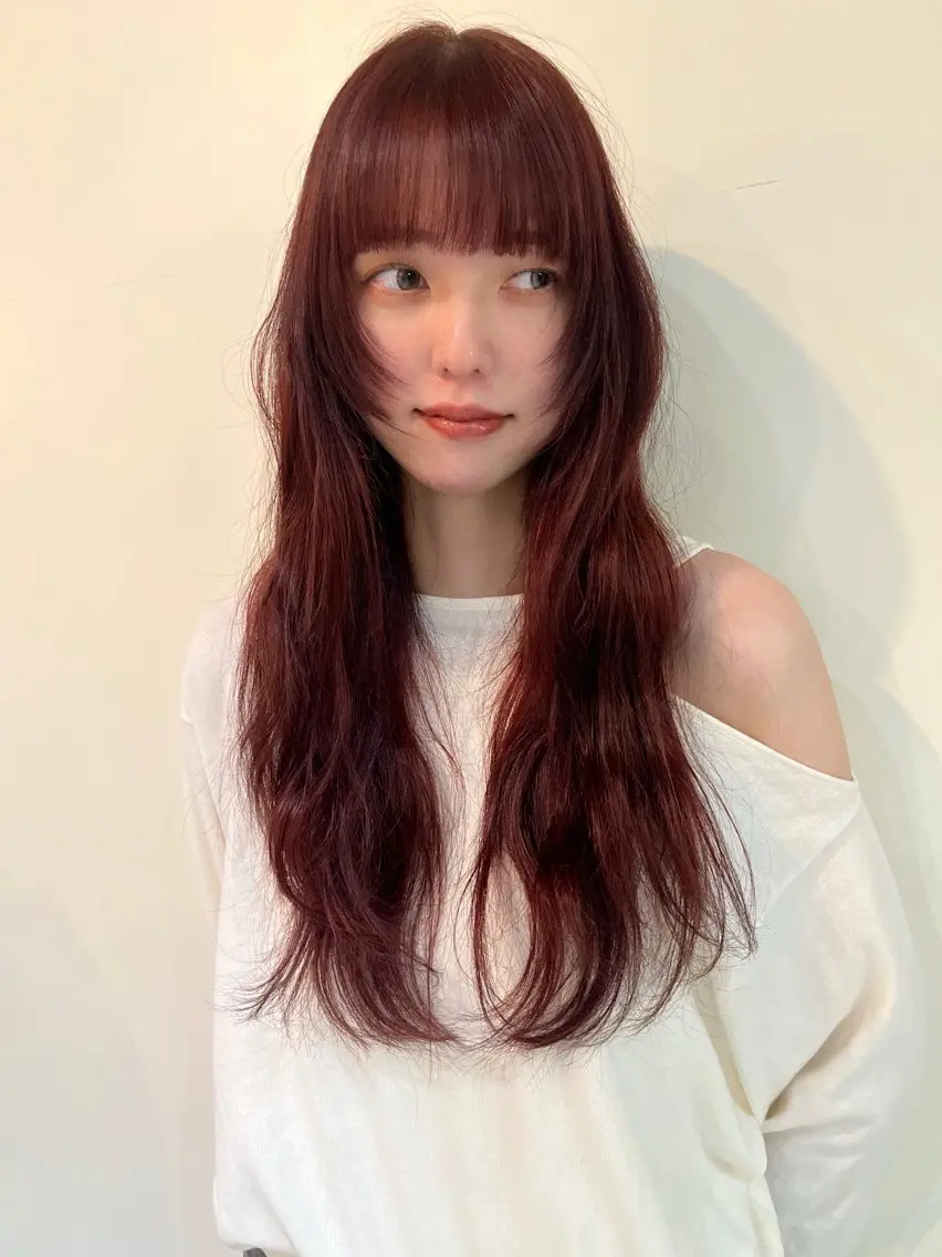 ロング レッドブラウン ボブ 顔まわりレイヤー ハッシュカット ハイレイヤー カット ヘアカラー レイヤーカット\ウル フ　chinatsuのヘアスタイル