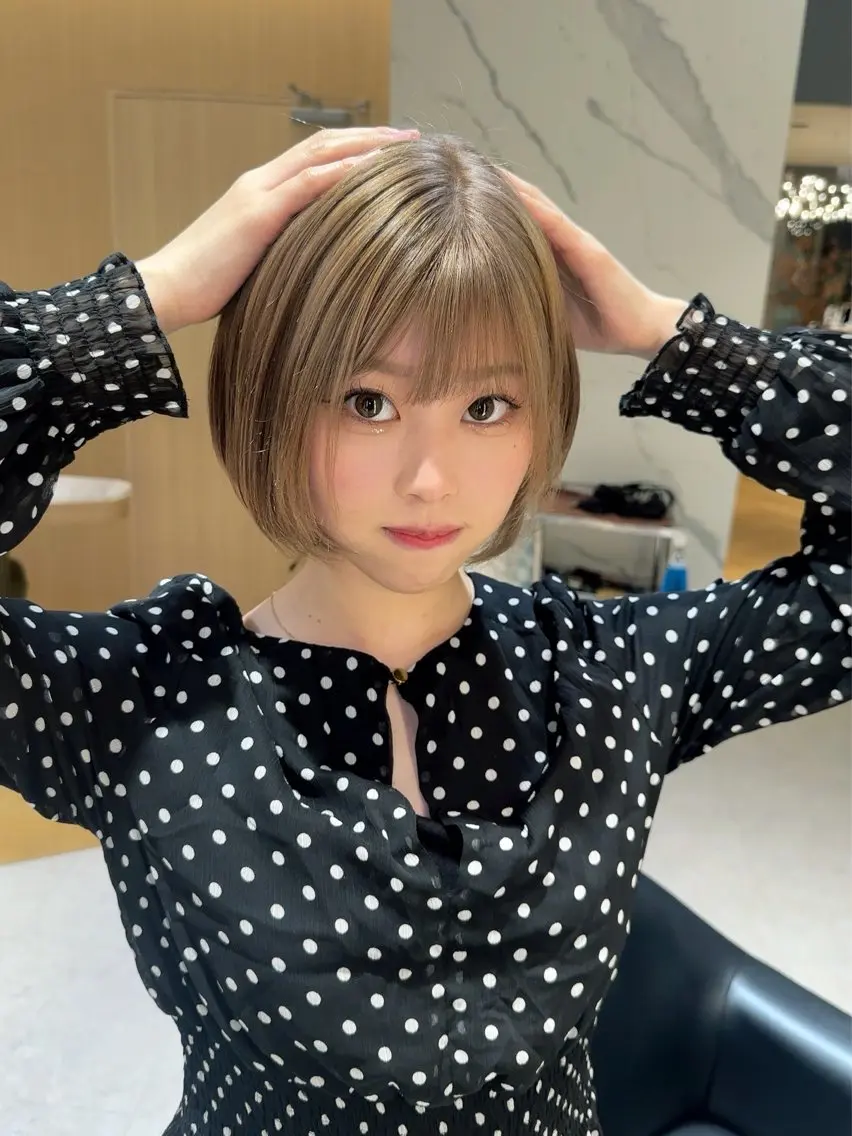 ショート カラー ショートヘア 海外レイヤー/ 梅田美容室のヘアスタイル