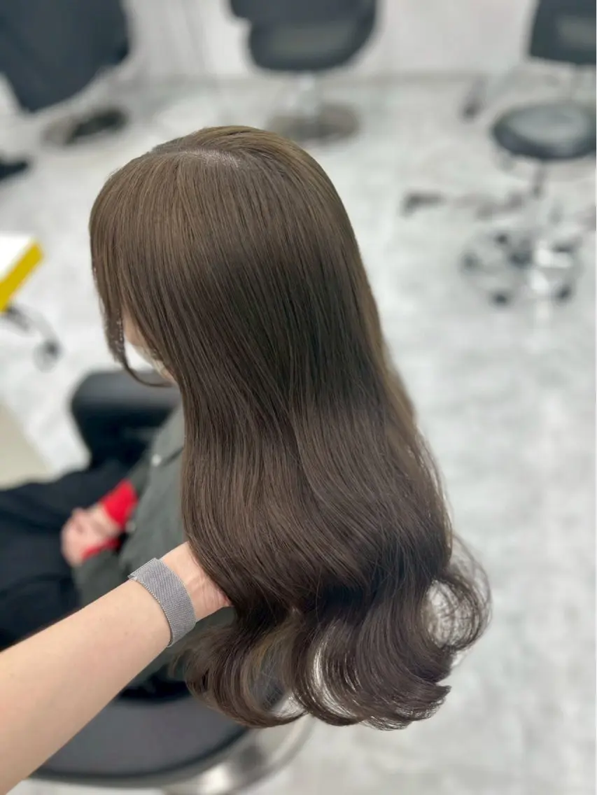 ロング カラー カット ヘアカラー ベージュ×レイヤー 🤎横浜/miu🤎のヘアスタイル